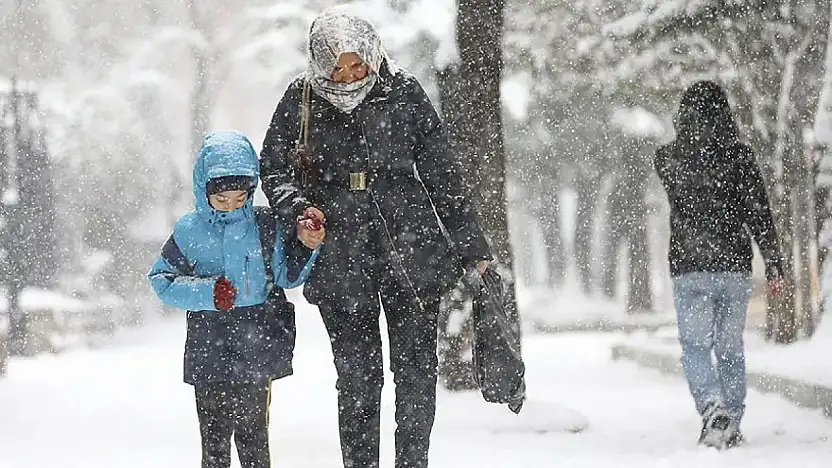 Konya'da öğrencilere kar müjdesi! Hangi ilçelerde okullar tatil edildi?