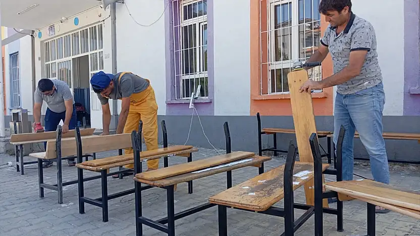 Konya'da öğretmenlerden eğitime gönüllü katkı: Okullarını boyayıp yenilediler