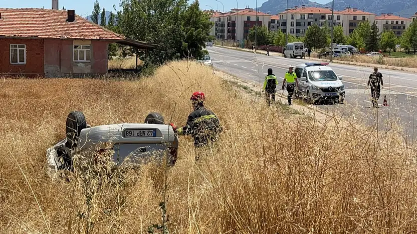 Konya'da otomobiller birbirine girdi: Araç takla attı! Çok sayıda yaralı var...
