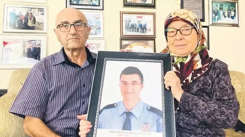 Konya'da şehit ailesinden duygulandıran davranış: Oğullarının maaşıyla öğrencilere burs veriyorlar!