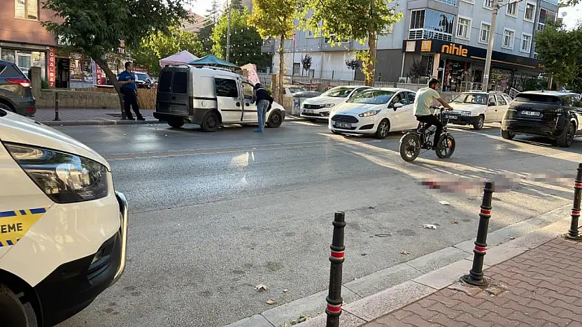 Kimse ne olduğunu anlamadı! Konya'da sokak ortasında cinayet... Pes artık dedirtti