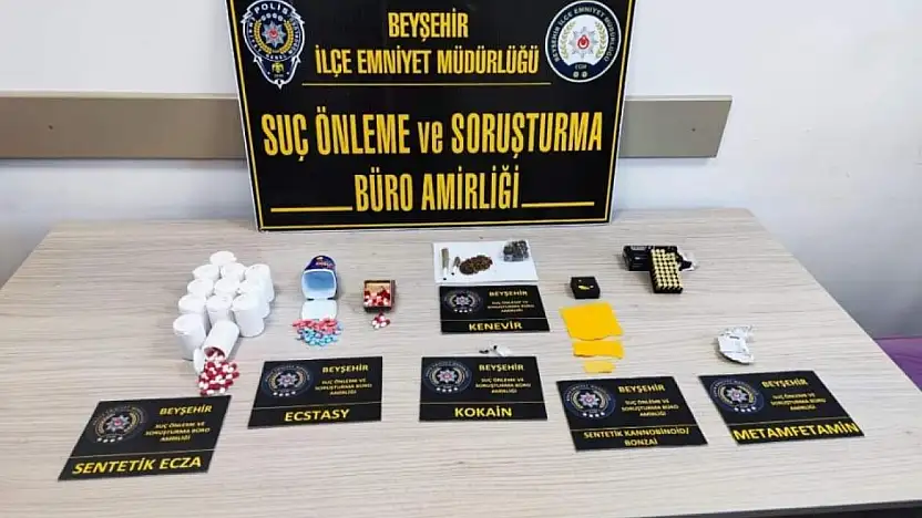 Konya'da zehir deposuna baskın: Adeta cephanelik çıktı!