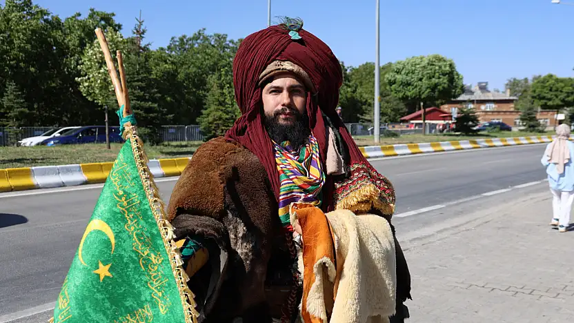Konya'dan Ahlat'a Selçuklu vefası: Erdoğan'ı görmek için yollara düştü!