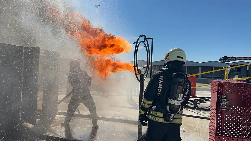 Konya İtfaiyesi dünya tarihine geçti!
