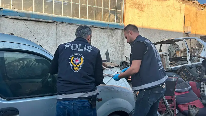 Konya merkezli 12 ilde dev 'Oto Kapan' operasyonu: 37 'Change' araca el konuldu!