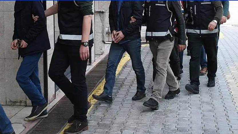 Konya merkezli FETÖ operasyonu! 8 ilde düğmeye basıldı