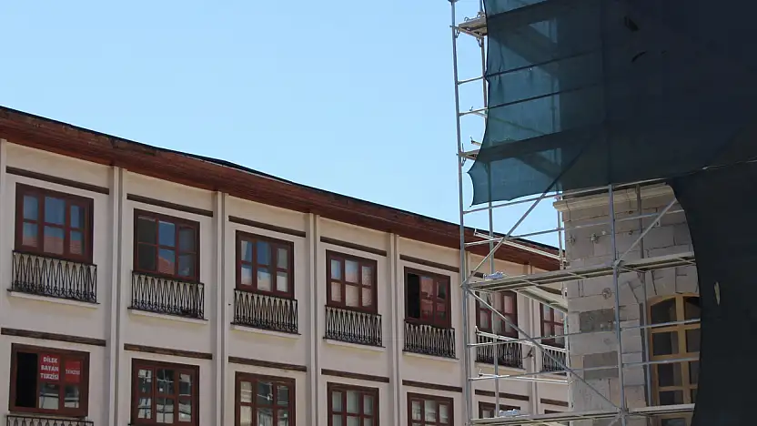 Konya'nın 140 yıllık mirası ne zaman açılacak? Tarihi valiliğe 'dünyaca ünlü' restorasyon!