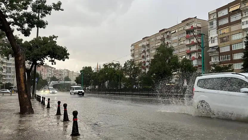 Konya'nın o ilçesi rekor yağış aldı! Rahmet kaç gün sürecek?