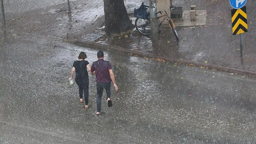 Konyalılar o tarihlere dikkat: Sıcaklık çakılıyor, sağanak yağış geliyor!