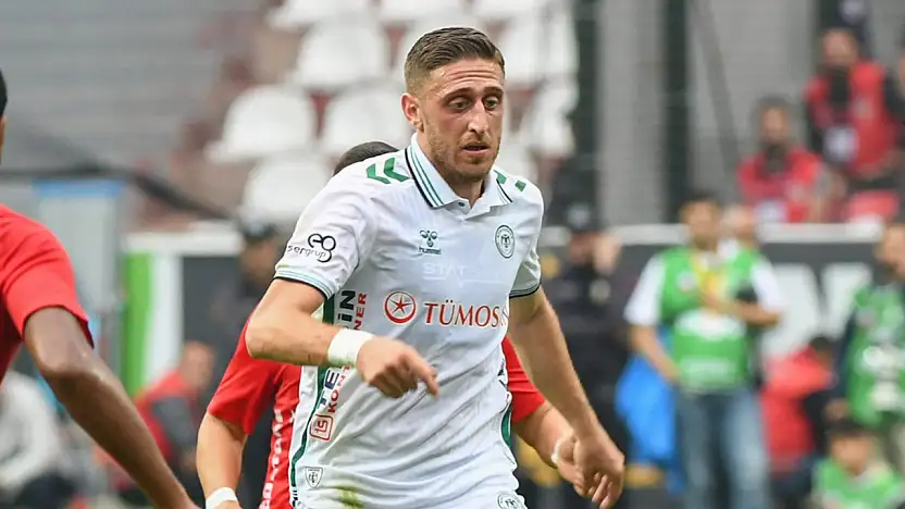 Konyaspor'da gurbetçi orta sahadan açıklama! 'Özür diliyoruz'