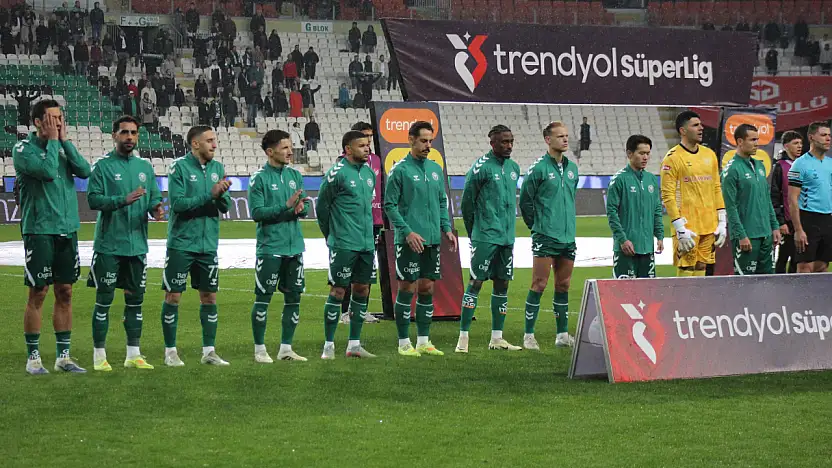 Konyaspor'da iki isim sarı kart sınırında!