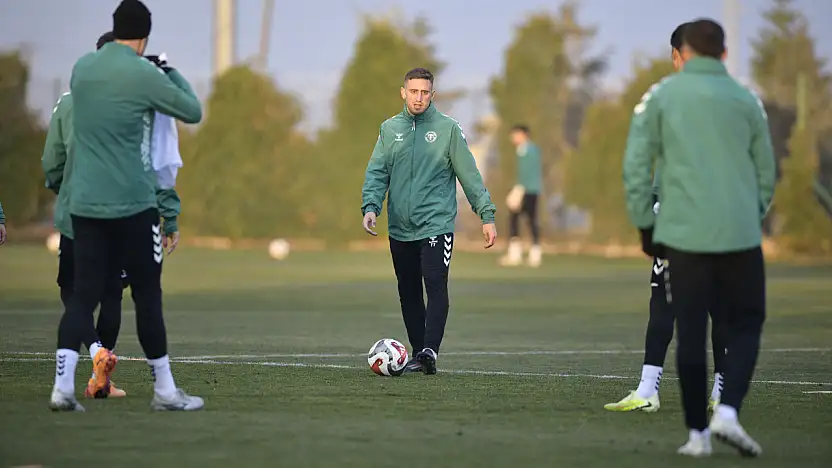 Konyaspor'da kupadaki Antalyaspor mesaisi başladı