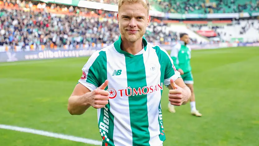 Konyaspor'dan sözleşmesini fesih ederek ayrılan Norveçli oyuncudan açıklama!