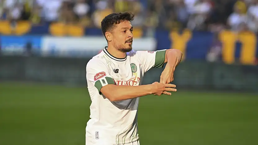 Konyaspor'dan transferin son gününde sağ bek hamlesi! Eski oyuncu geri döndü