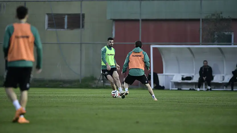 Konyaspor, kamptaki ikinci gününü tamamladı