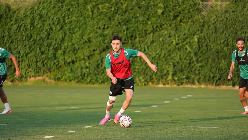 Konyaspor'un genç kanat oyuncusu sahalara döndü