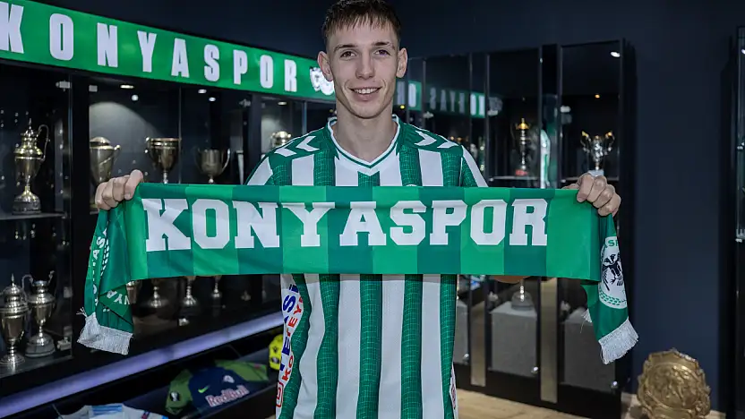 Konyaspor'un ilk Macar oyuncusundan 4 yıllık imza!