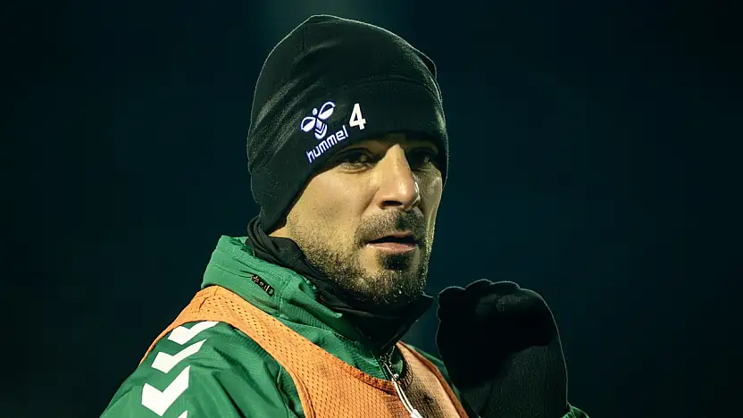 Konyasporlu stoper yeniden takıma döndü