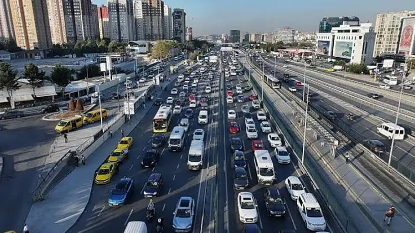 Ne beyaz ne siyah! Türkiye'de otomobil alanların ilk tercihi bu renk