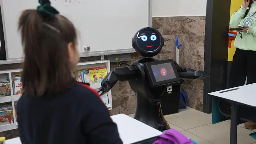 Robot Şivecop, Şivlilik geleneğini ve paylaşmayı anlattı
