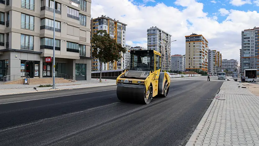 Selçuklu'da yollar yenileniyor, konfor artıyor