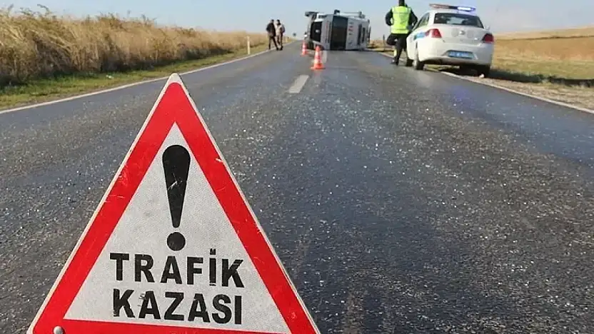 Son dakika! Konya yolunda otobüs ve otomobil çarpıştı: 1 ölü, 12 yaralı!