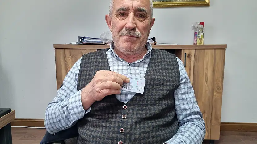 Sülalenin tek 'Abi'si o! Konya kökenli muhtarın ismi herkesi şaşırtıyor!