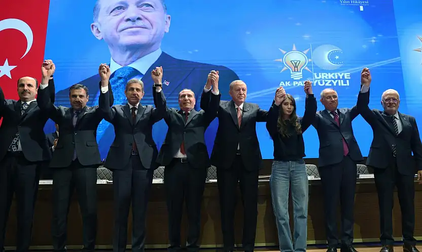 AK Parti Konya'da gücüne güç katıyor! 25. belediye başkanı resmen katıldı