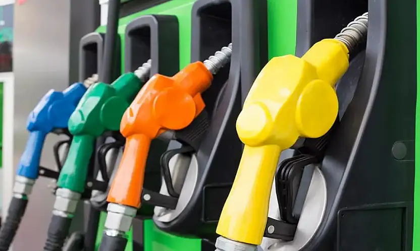 Akaryakıta yeni zam yolda! Tabelalar bu gece değişiyor