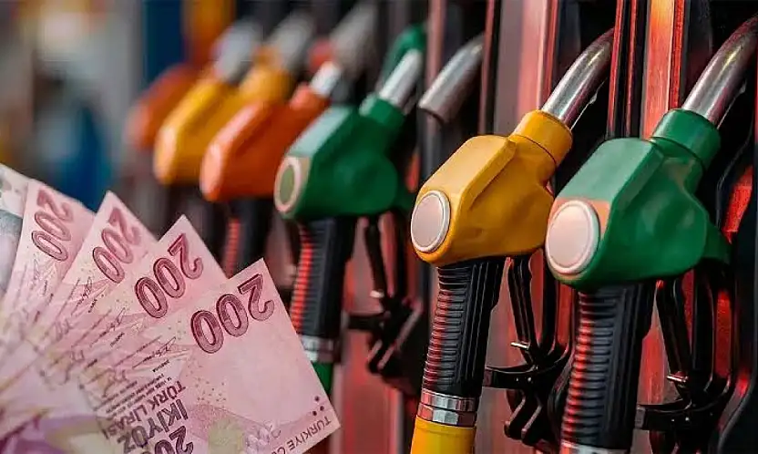 Akaryakıtta hareketlilik bitmiyor: Motorine indirim yolda!
