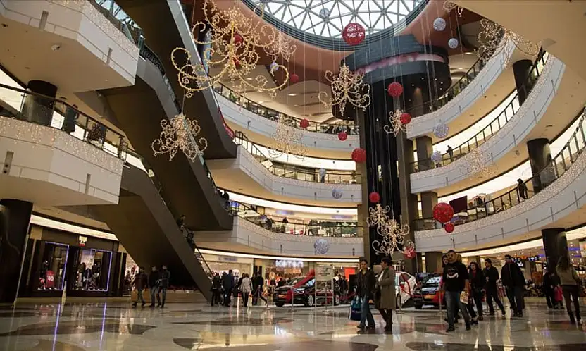 AVM devri resmen bitiyor! Kiralara ve maliyete teslim oldular!