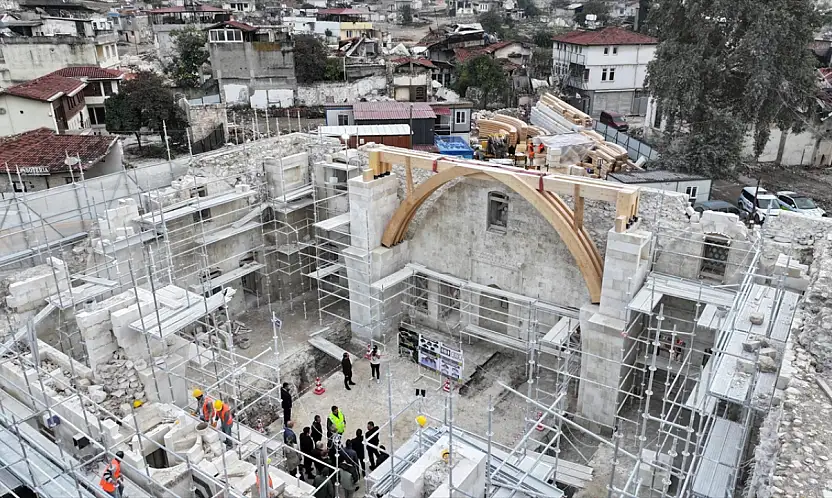 Başkan Altay'dan Özel'e videolu yanıt: Konya'daki STK'lar bile daha fazlasını yaptı!