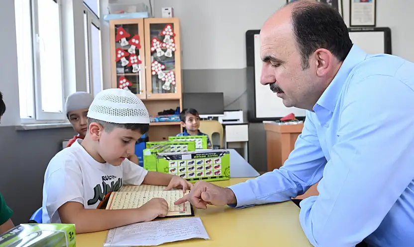 Başkan Altay, Kur'an Kursu'nda öğrencilerle buluştu