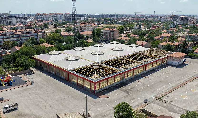 Başkan Kavuş müjdeyi verdi: 6 Bin 500 metrekarelik pazar alanında büyük dönüşüm!