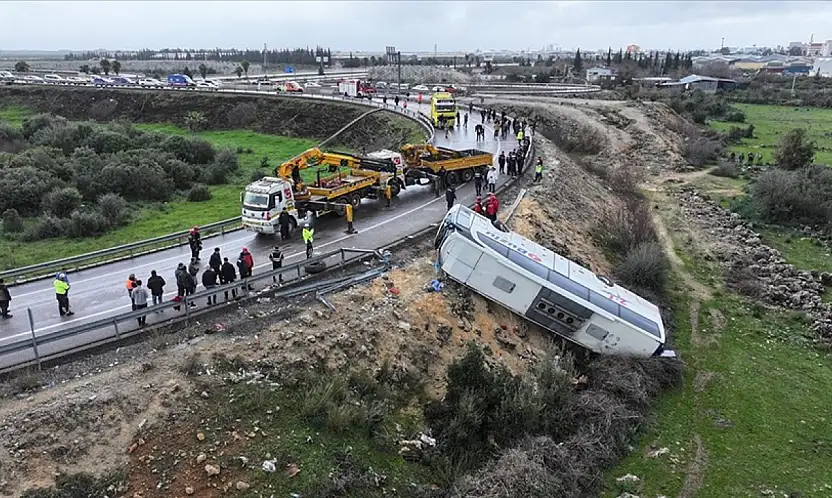 Bir günde 16 tabut! Bakan Yerlikaya'dan katliam gibi kazalara 'caydırıcılık' sinyali!