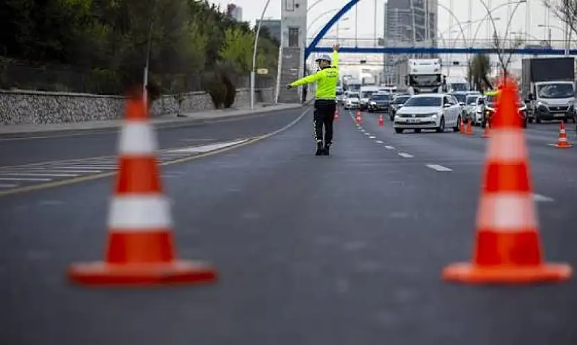 Bu saatlerde yola çıkmayın! Konya'nın en işlek 3 noktası trafiğe kapanacak!