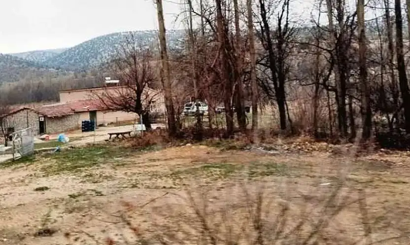 Çiftlikte kan donduran keşif! 23 insan kemiği bulundu!