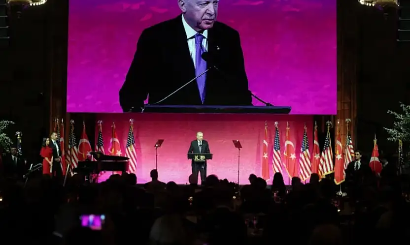 Cumhurbaşkanı Erdoğan, iş insanlarına seslendi: Türkiye'ye yatırım yapan kazanır!