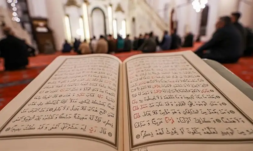 Hangi dualar geri çevrilmez? Berat Kandili'ni ihya etmenin 5 yolu!