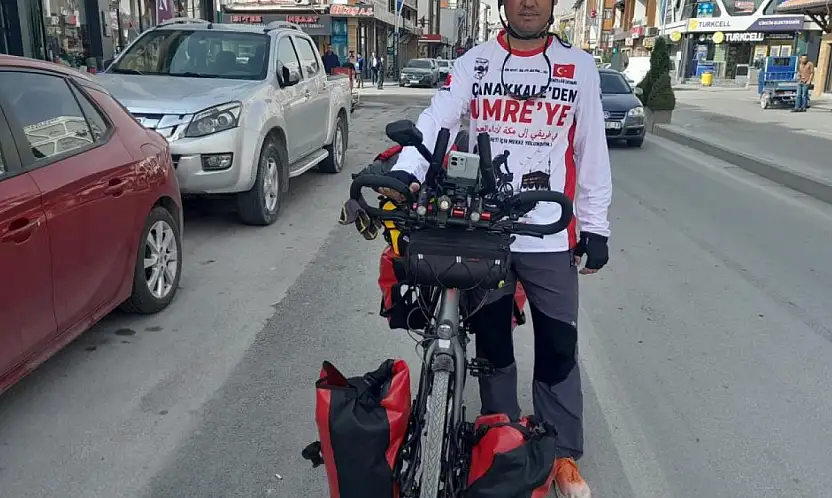 Kabe yolunda Konya'daki molada duygulandıran anlar! İnsanlık bitmemiş