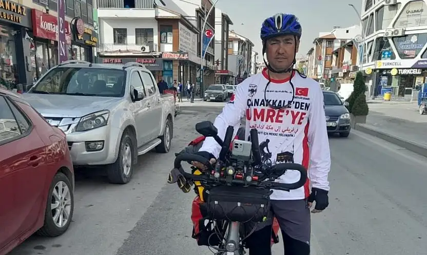 Kabe yolunda Konya'daki molada duygulandıran anlar! İnsanlık bitmemiş