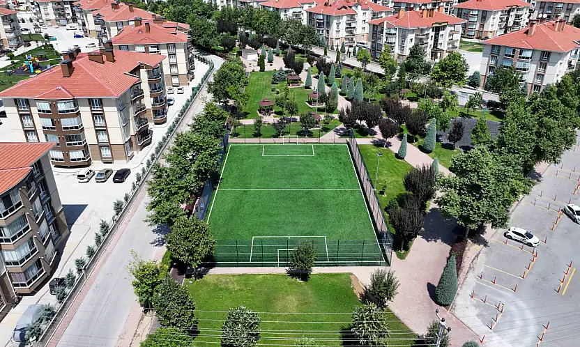 Karatay'da gençlere müjde: 14 saha için düğmeye basıldı!
