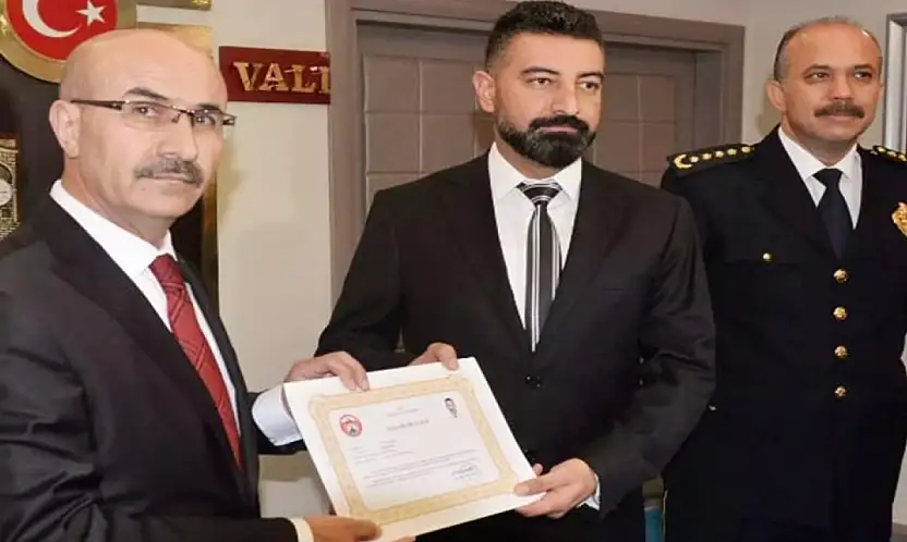 Konya bu olayla sallandı! Takdir toplayan polis, 24 kilo eroinle yakalandı!