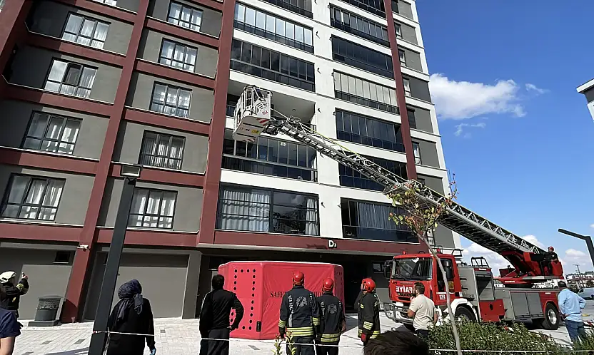 Konya'da 10 katlı binanın çatısına çıktı! Polis saatlerce uğraştı, sonunda olanlar şaşırttı