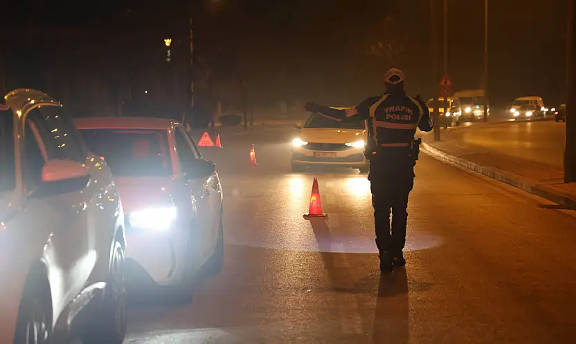 Konya'da 2025 bilançosu açıklandı! Milyonlar sorgulandı, binlerce aranan yakalandı!