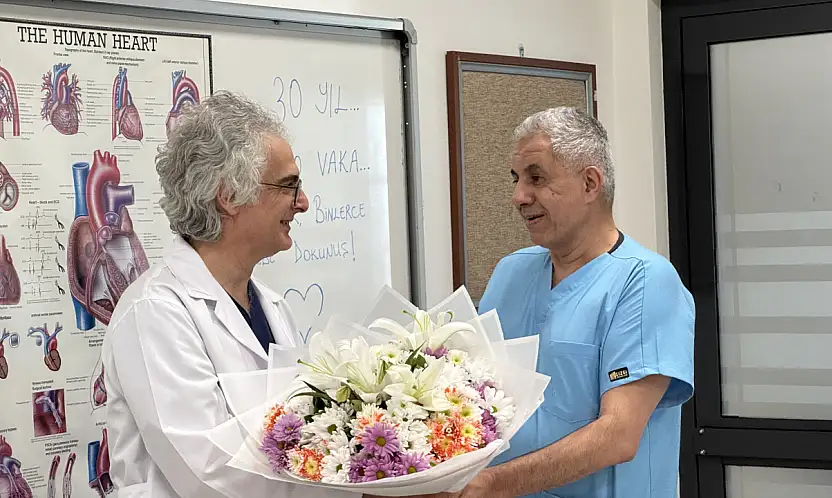 Konya'da 30 yıl boyunca şifa dağıttı! Sokakta gören yanına geliyor