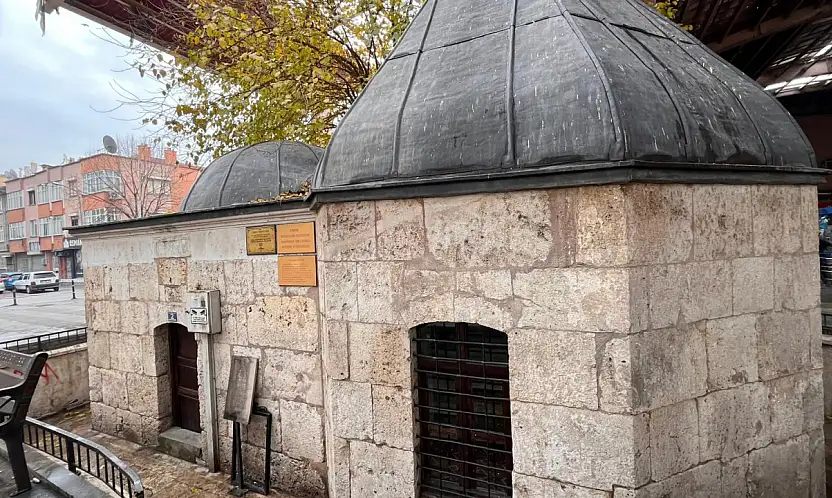 Konya'da Asırlara Meydan Okuyan O Türbeyi Kimse Bilmiyor!