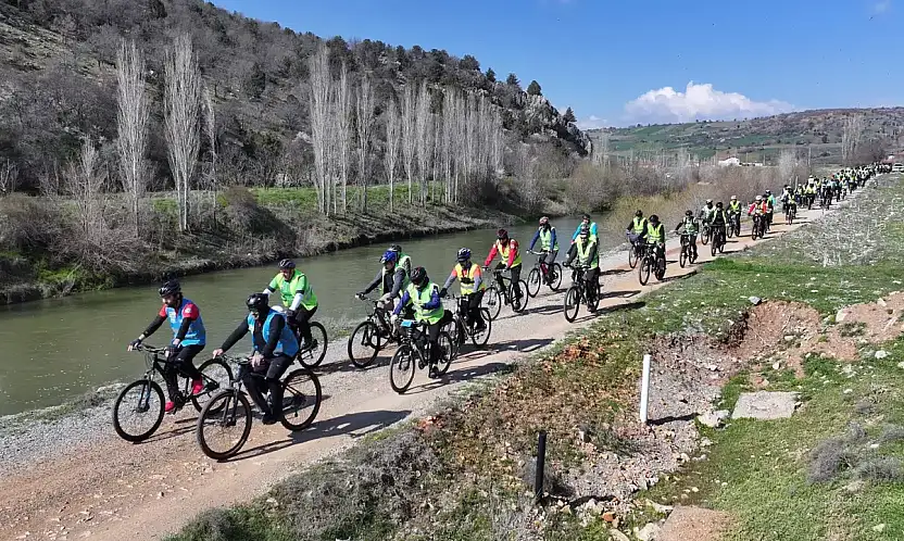 Konya'da bisiklet tutkunları için eylül rotası belli oldu! 2 farklı parkurda pedal çevrilecek