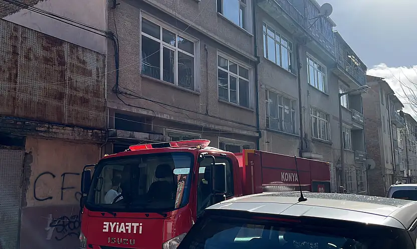 Konya'da can pazarı! Yangın mahalleliyi sokağa döktü!