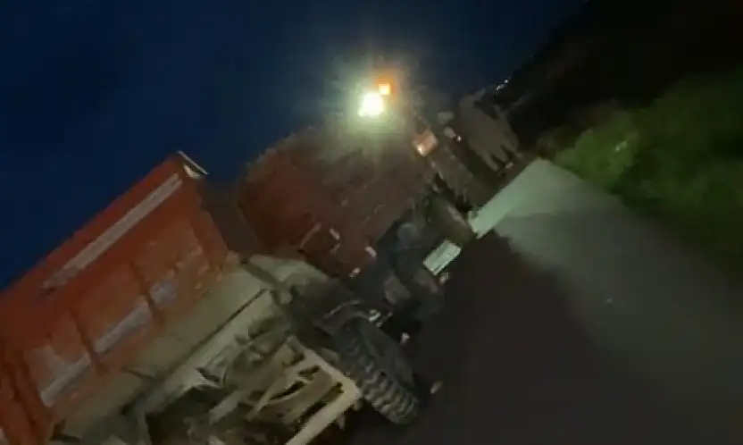 Konya'da feci kaza: TIR, traktöre çarptı!